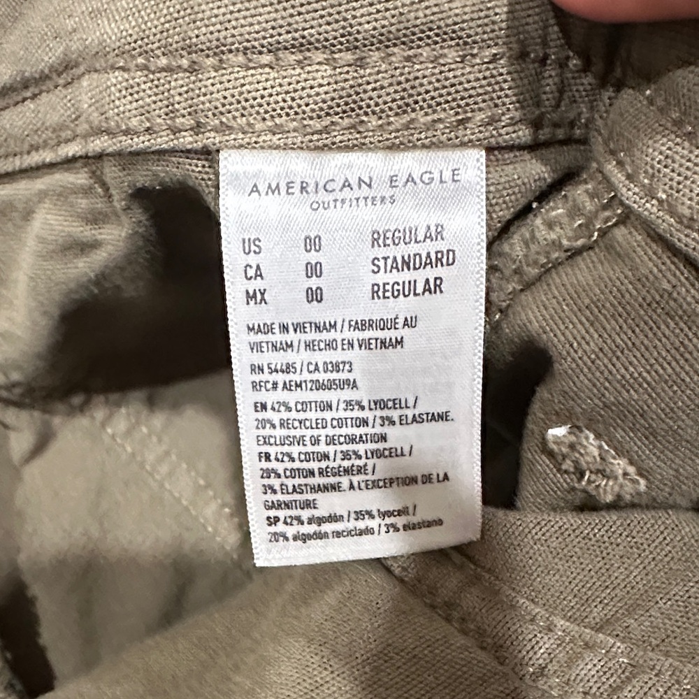 American Eagle Outfitters Green Cargo Pants - Picture 5 of 5